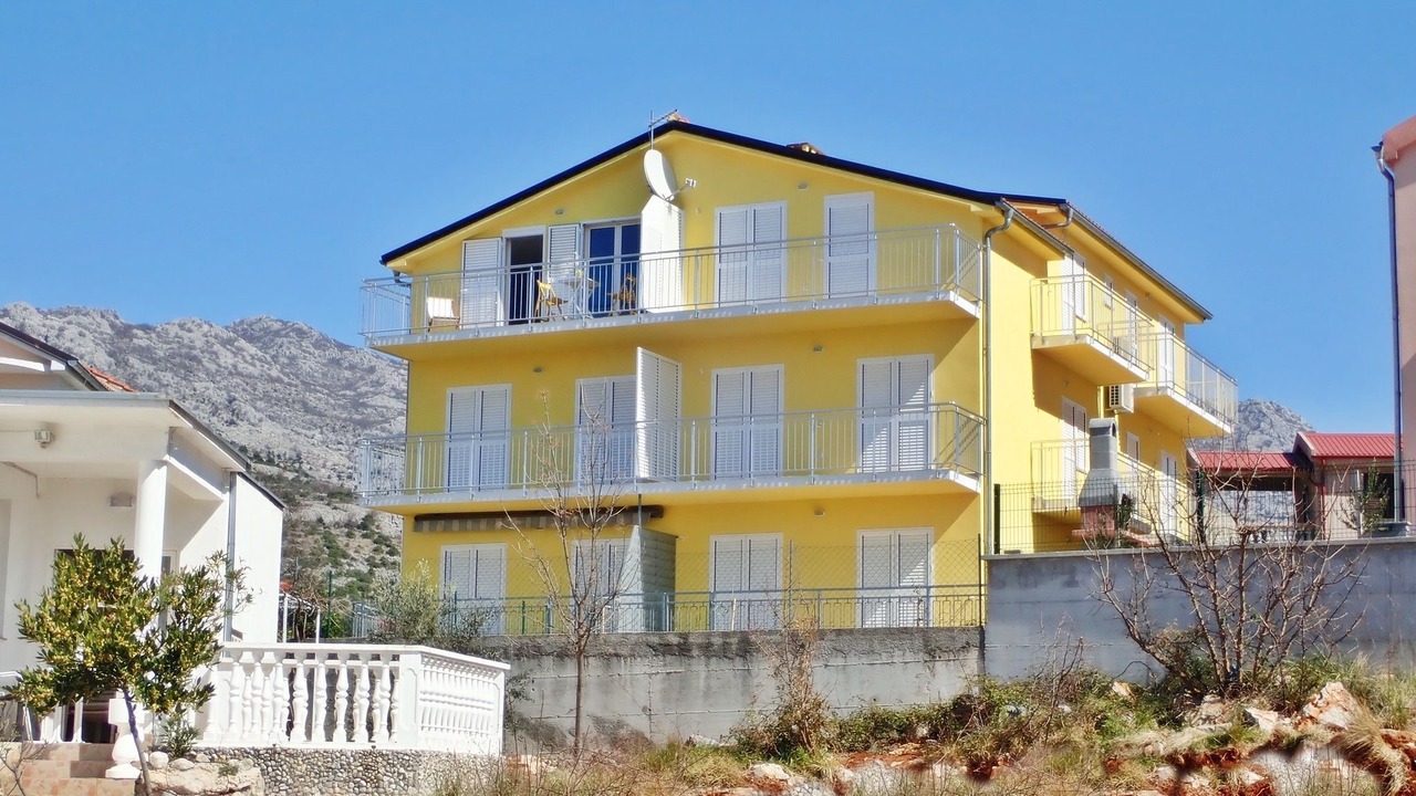 Photo of Outdoor in Seline
