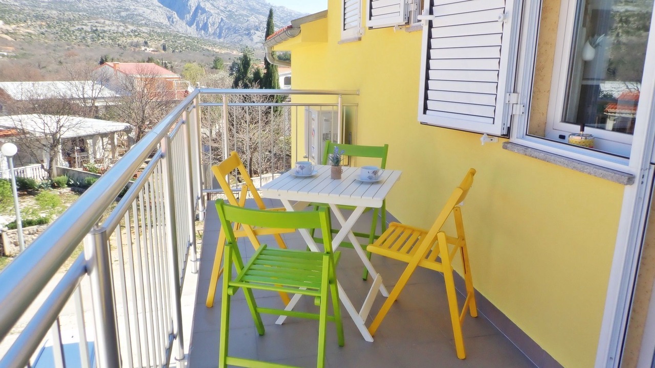 Photo of Outdoor in Seline
