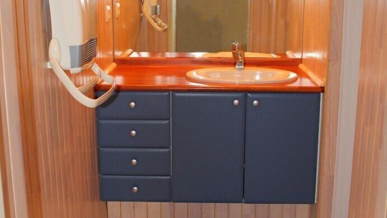 Photo of Bathroom in Cancale