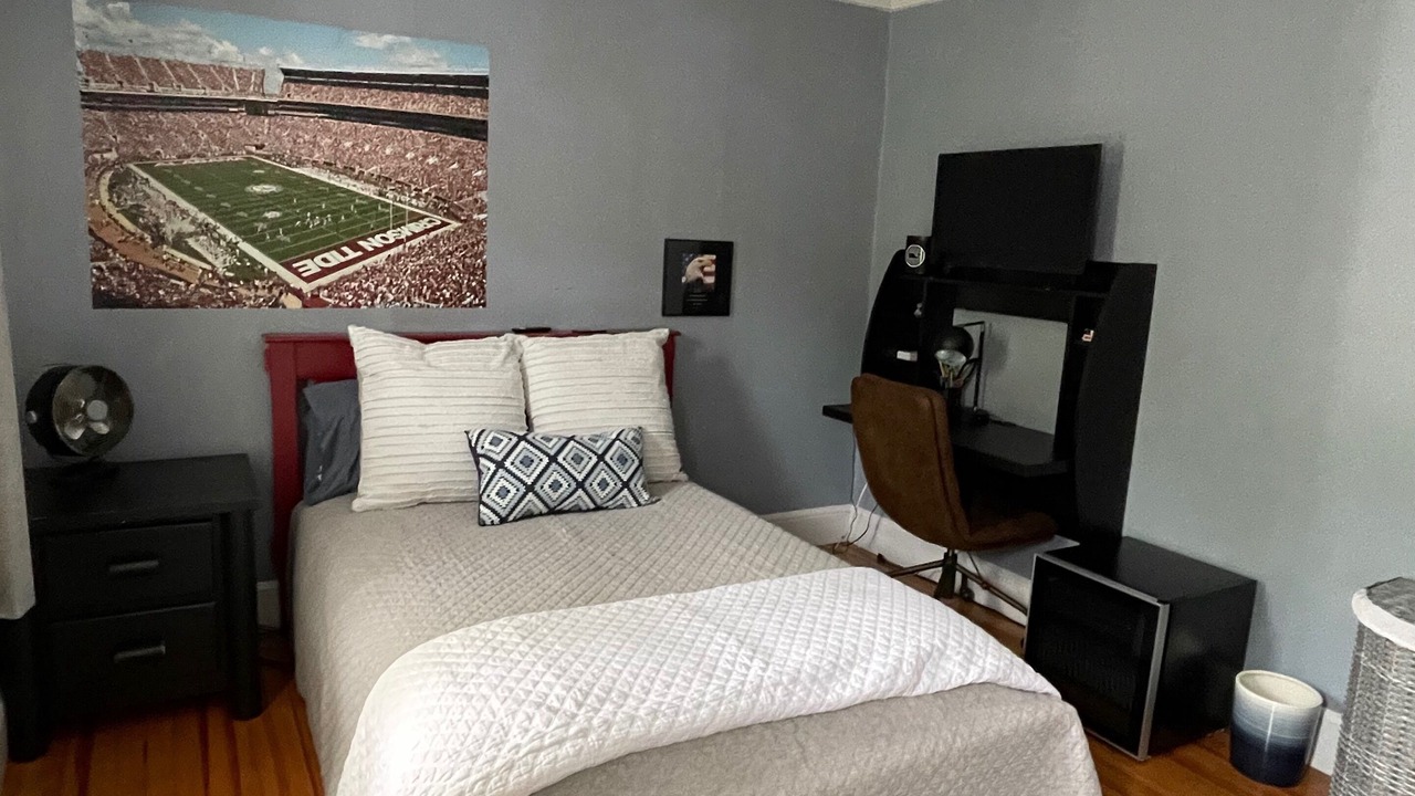 Photo of Bedroom in Saratoga Springs