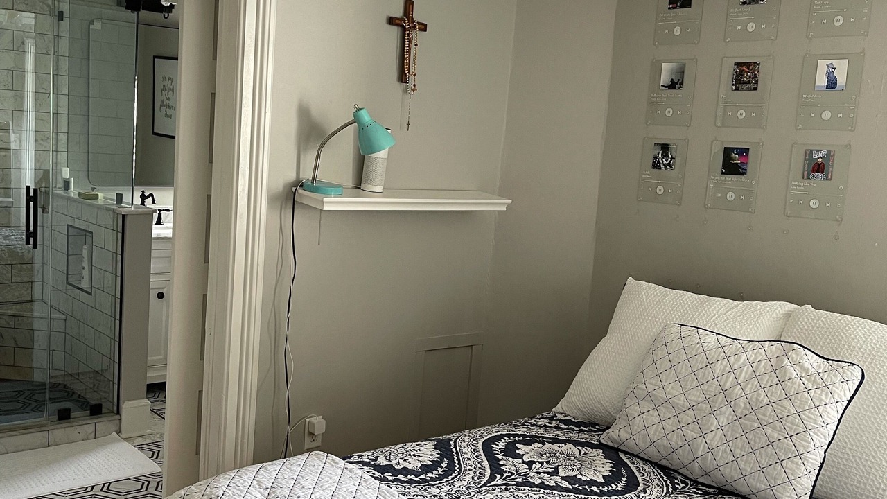 Photo of Bedroom in Saratoga Springs