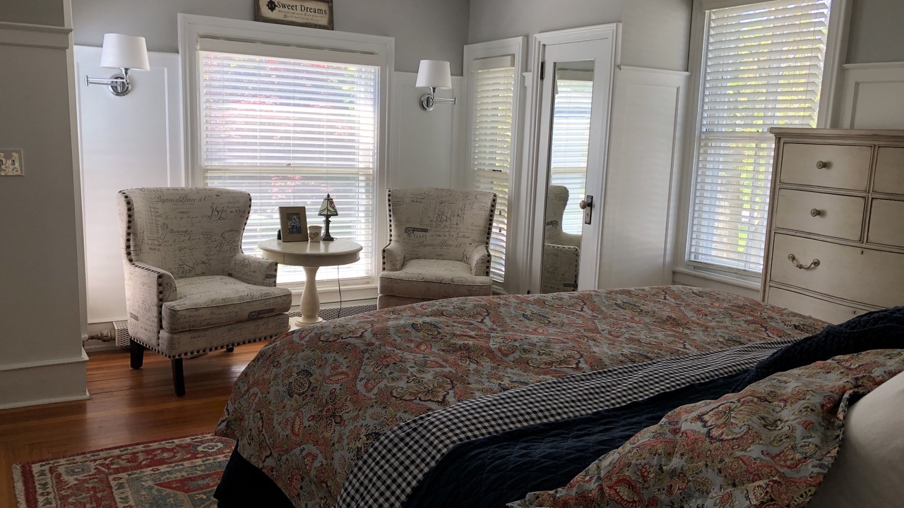 Photo of Bedroom in Saratoga Springs