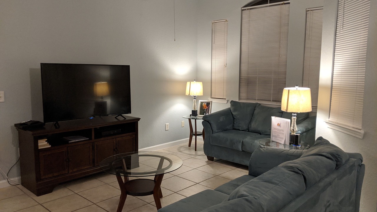 Photo of Livingroom in Loughman