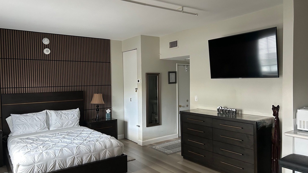 Photo of Bedroom in South Beach
