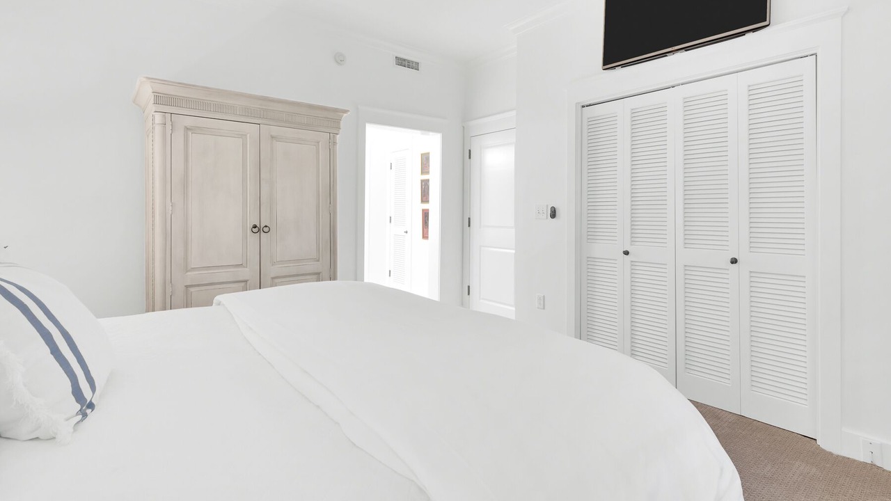 Photo of Bedroom in Beach District