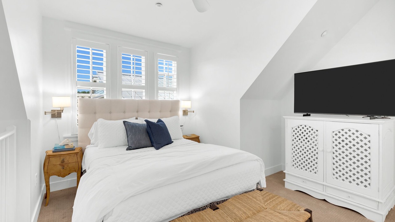 Photo of Bedroom in Beach District