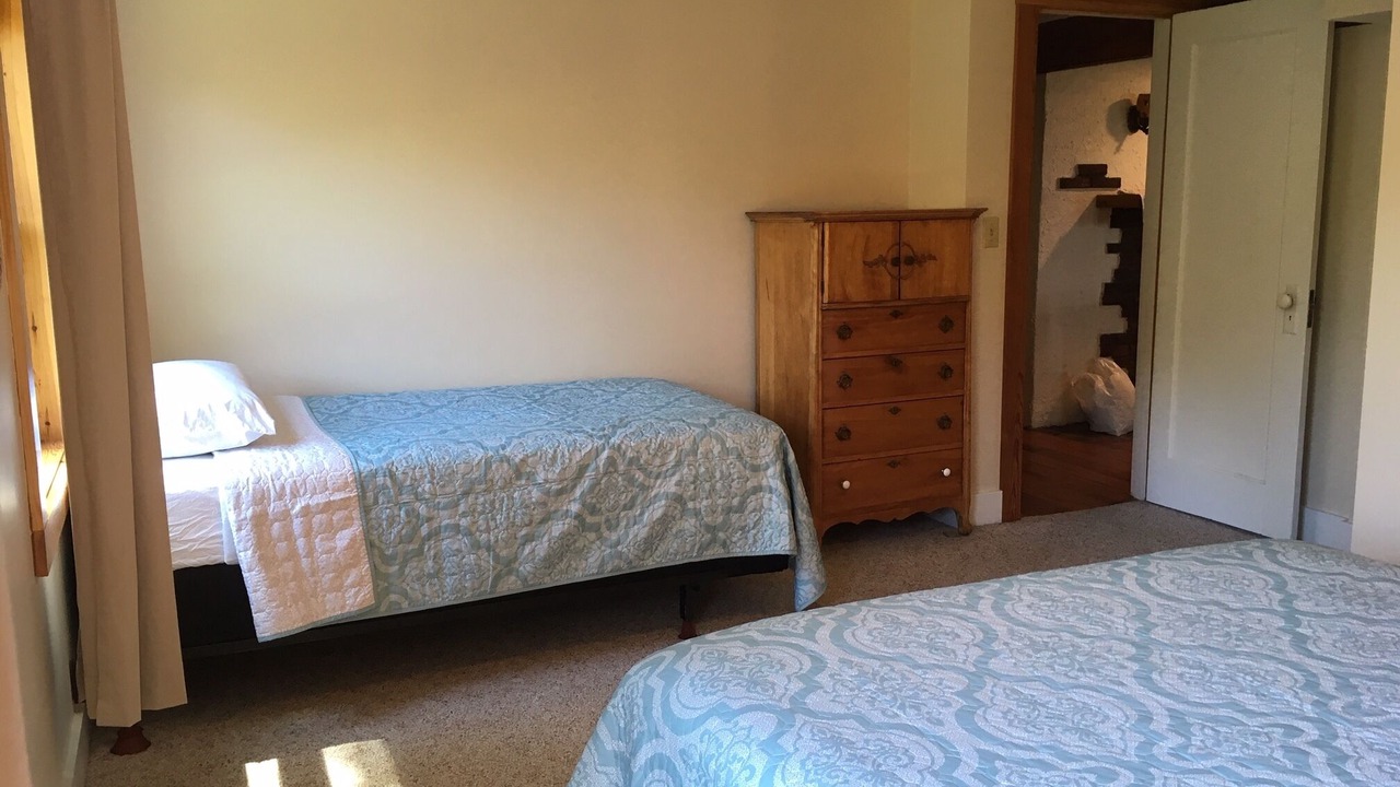 Photo of Bedroom in Porter Beach