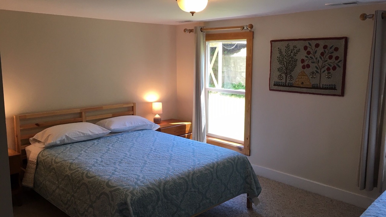 Photo of Bedroom in Porter Beach