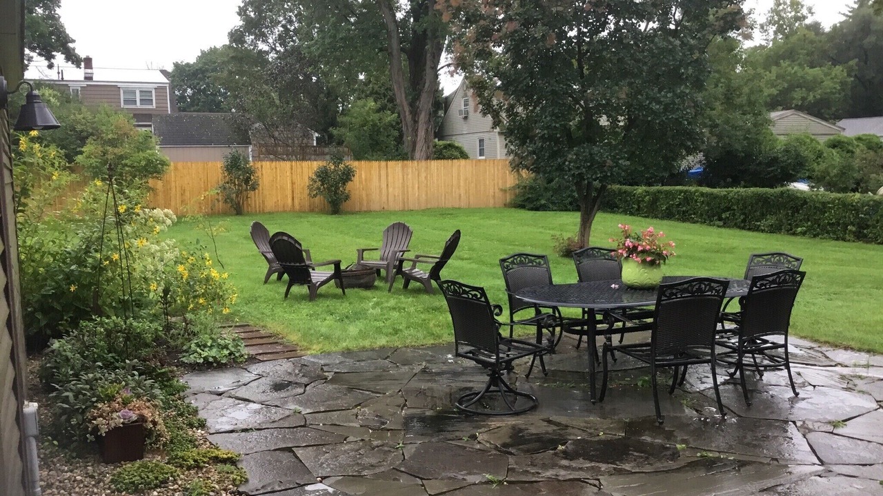 Photo of Outdoor in Lee