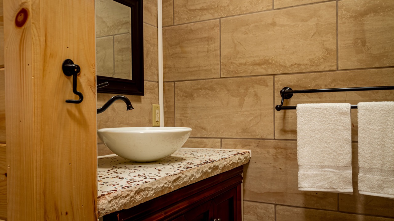 Photo of Bathroom in Romulus