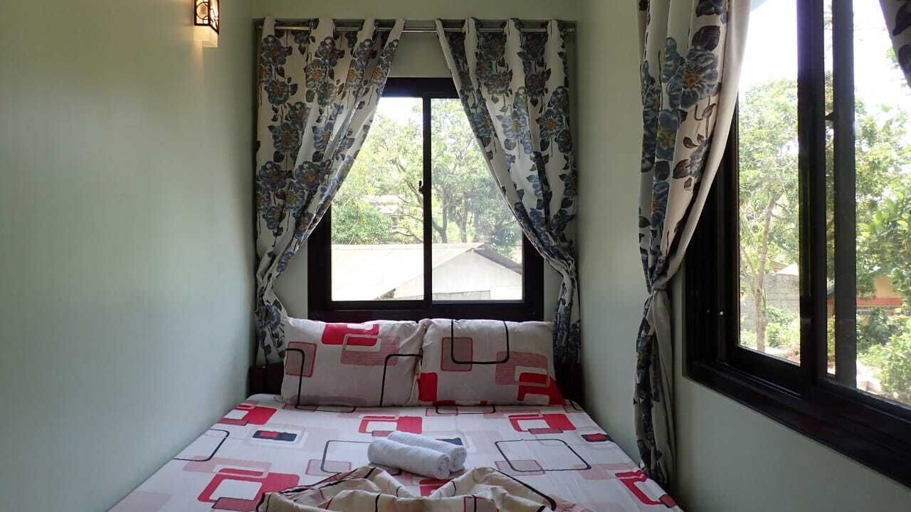 Photo of Bedroom in Puerto Galera