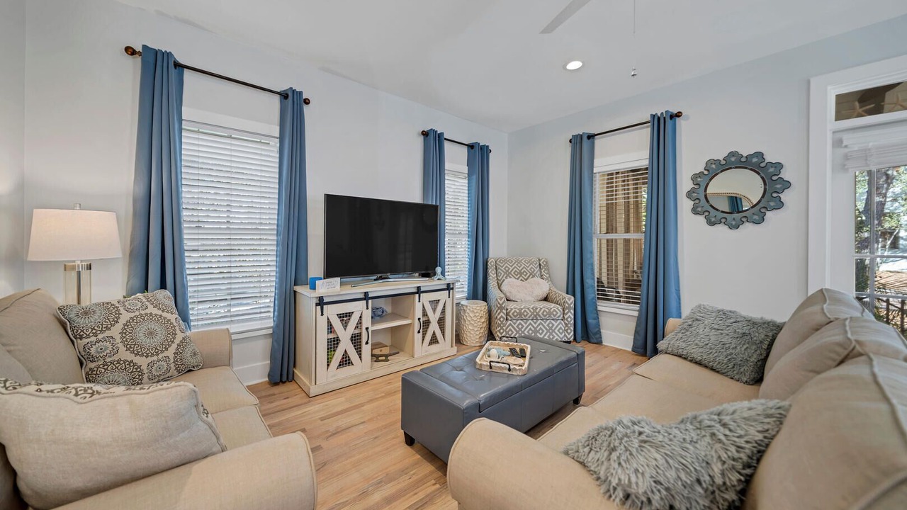Photo of Livingroom in Seacrest