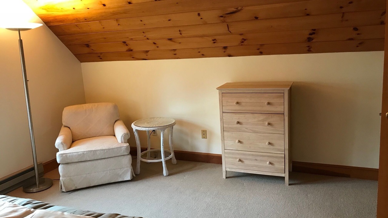Photo of Bedroom in Eel Point