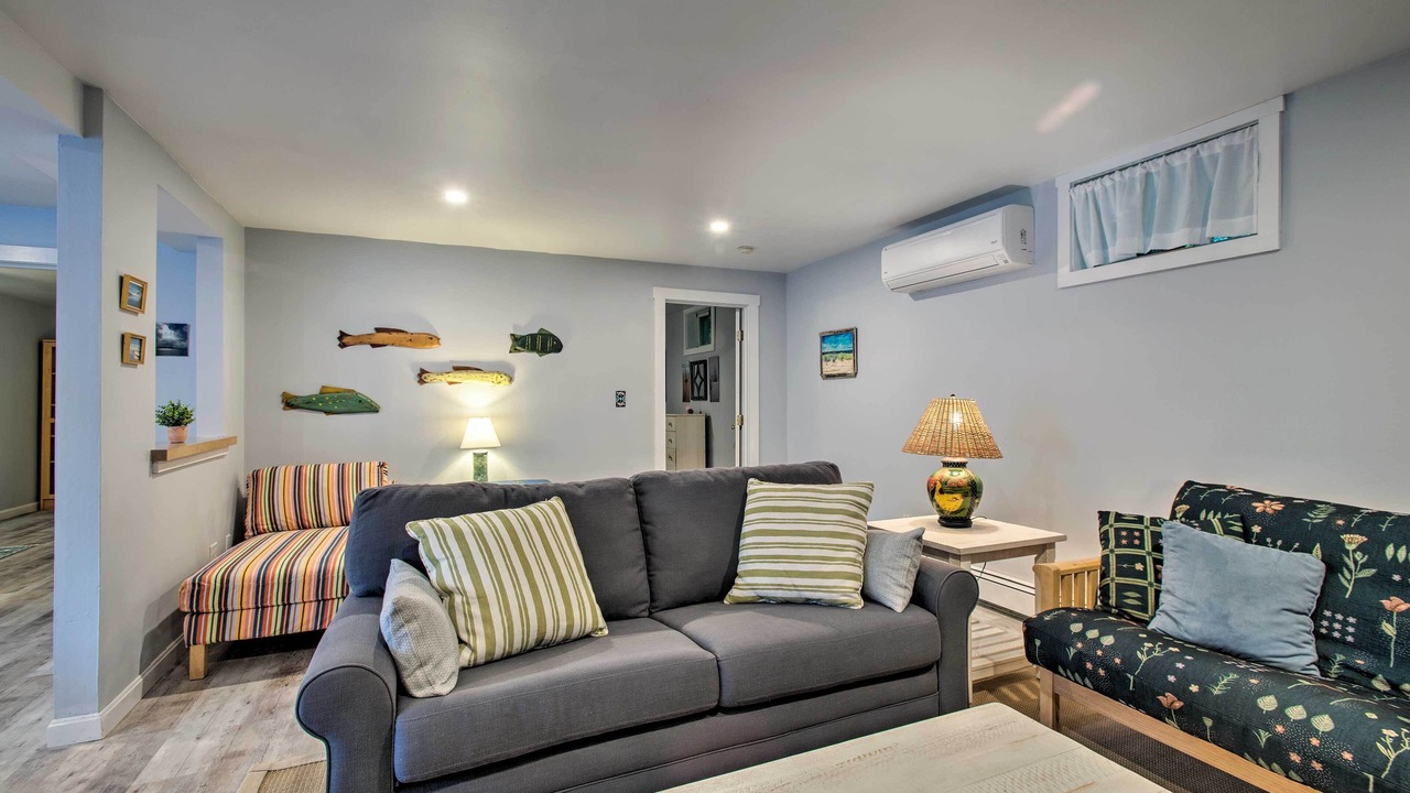 Photo of Livingroom in East Chop