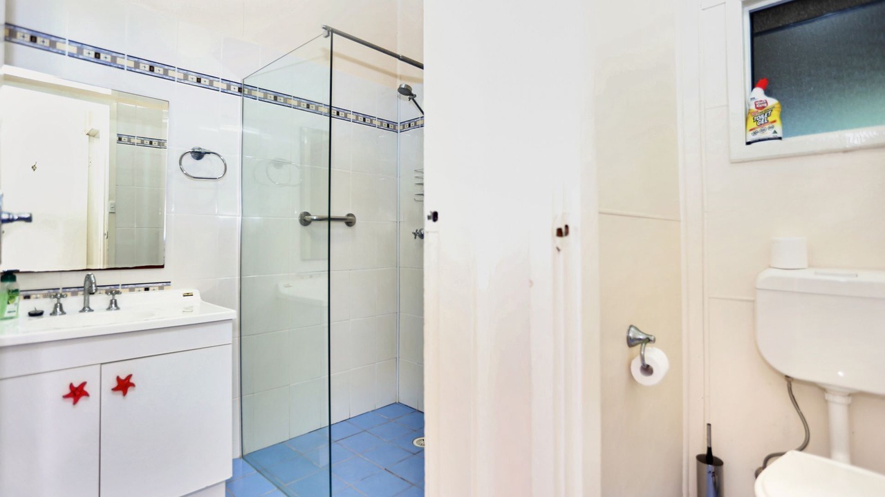 Photo of Bathroom in Tea Gardens