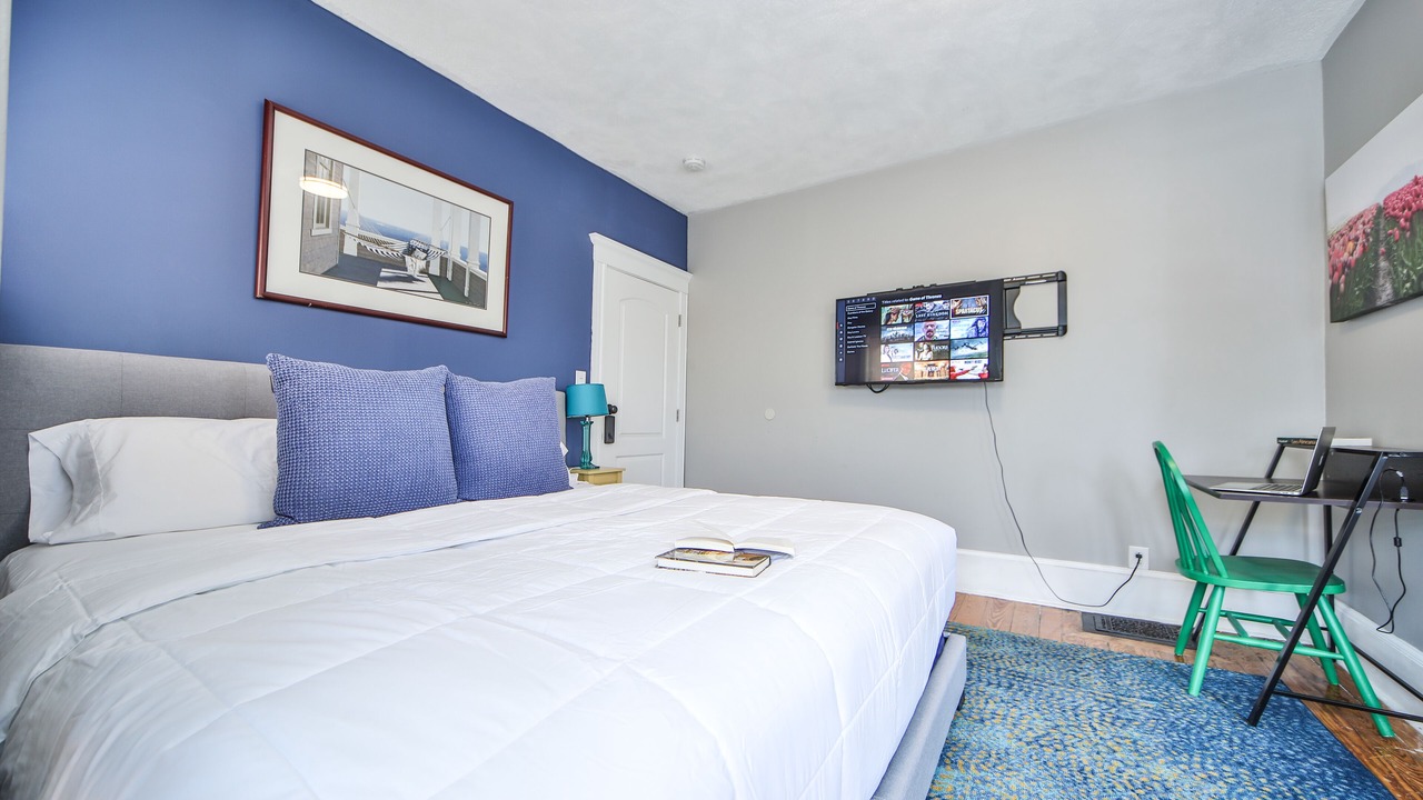 Photo of Bedroom in Upham's Corner