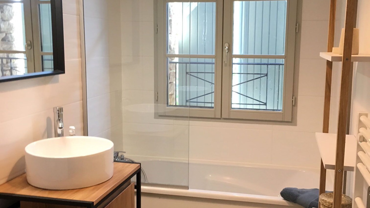 Photo of Bathroom in Gordes