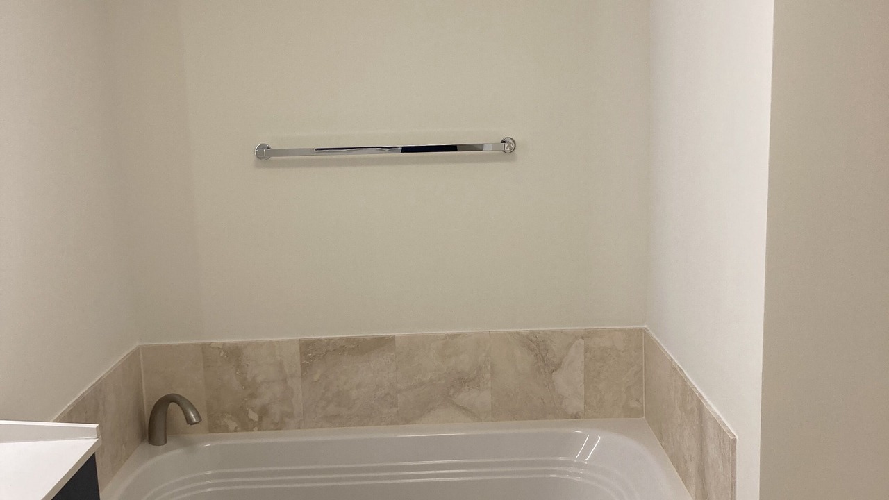 Photo of Bathroom in Mid Beach