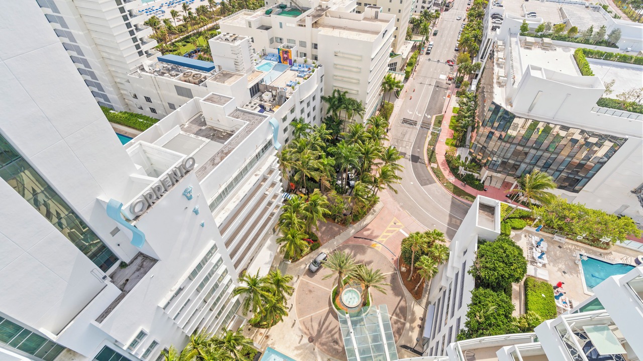 Photo of Outdoor in Mid Beach