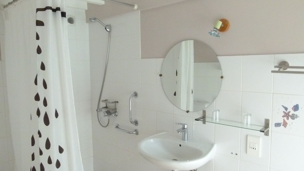 Photo of Bathroom in Hillion