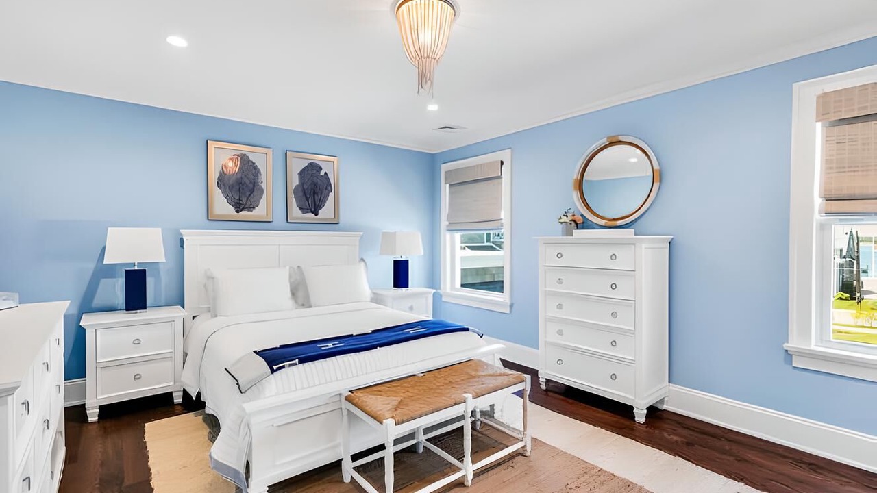 Photo of Bedroom in Mantoloking