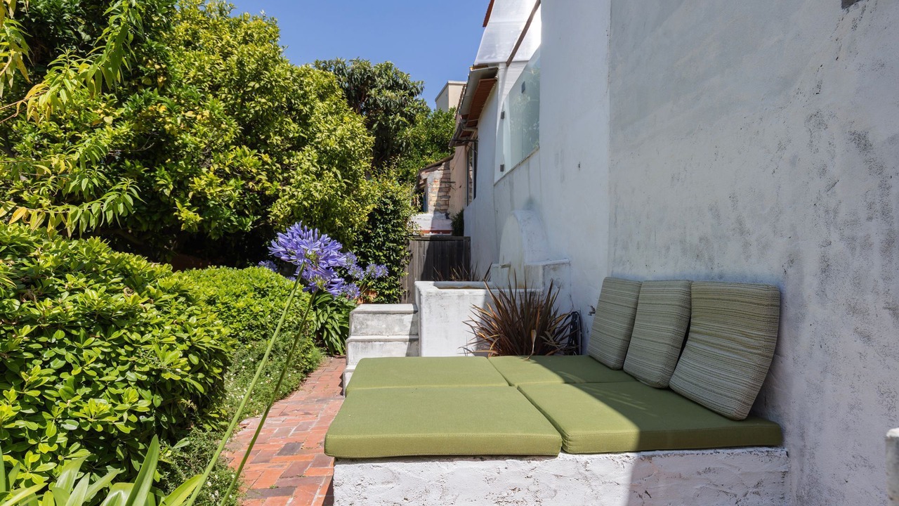 Photo of Patio Balcony in Santa Engracia