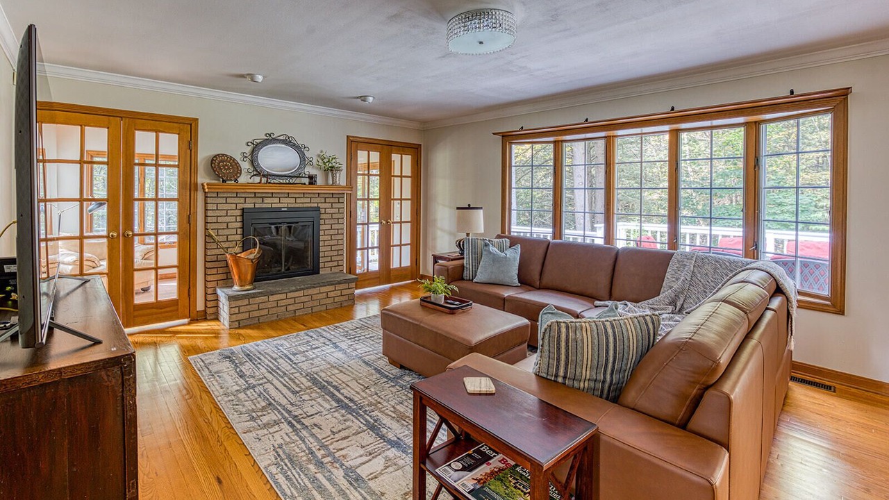 Photo of Livingroom in Pittsfield