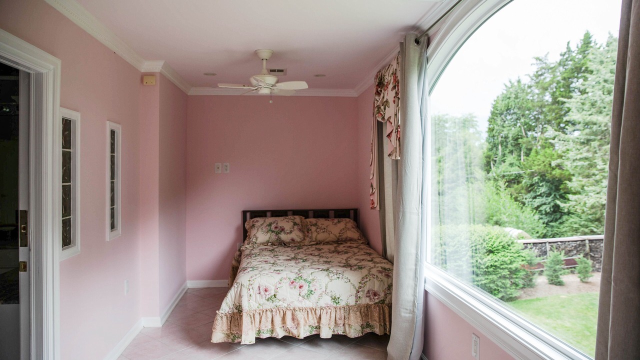Photo of Bedroom in Lincolnia