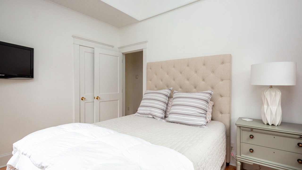Photo of Bedroom in Shinnecock Hills