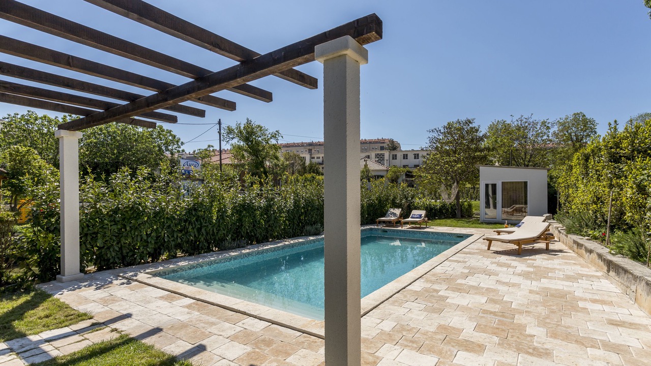 Photo of Outdoor in Solin