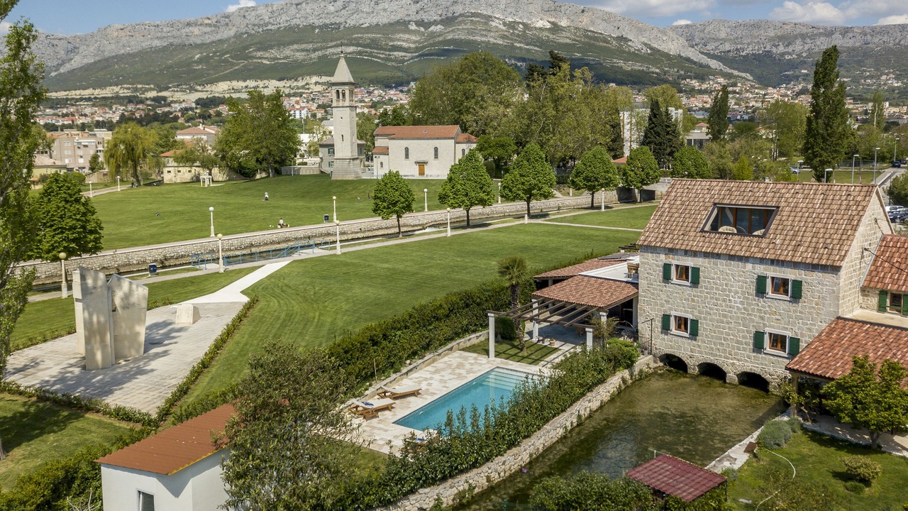 Photo of Outdoor in Solin