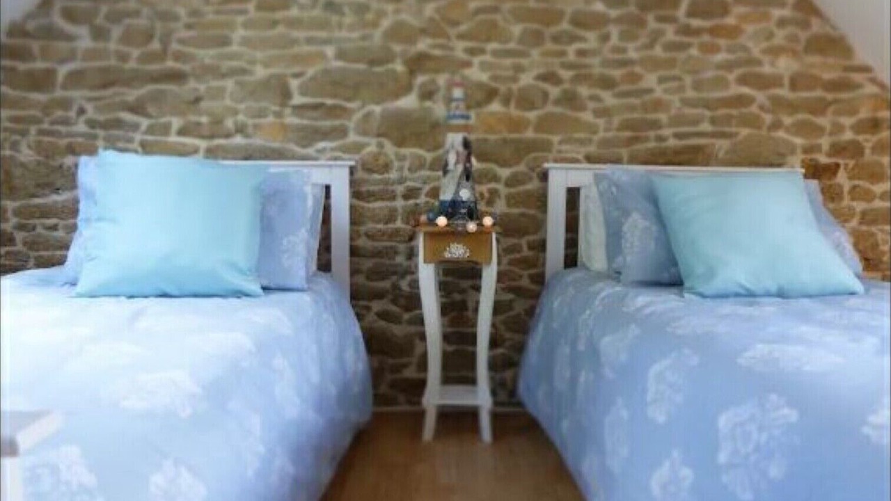 Photo of Bedroom in Meneac