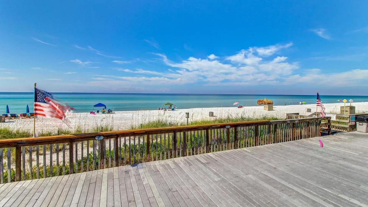 Photo of Others in Biltmore Beach