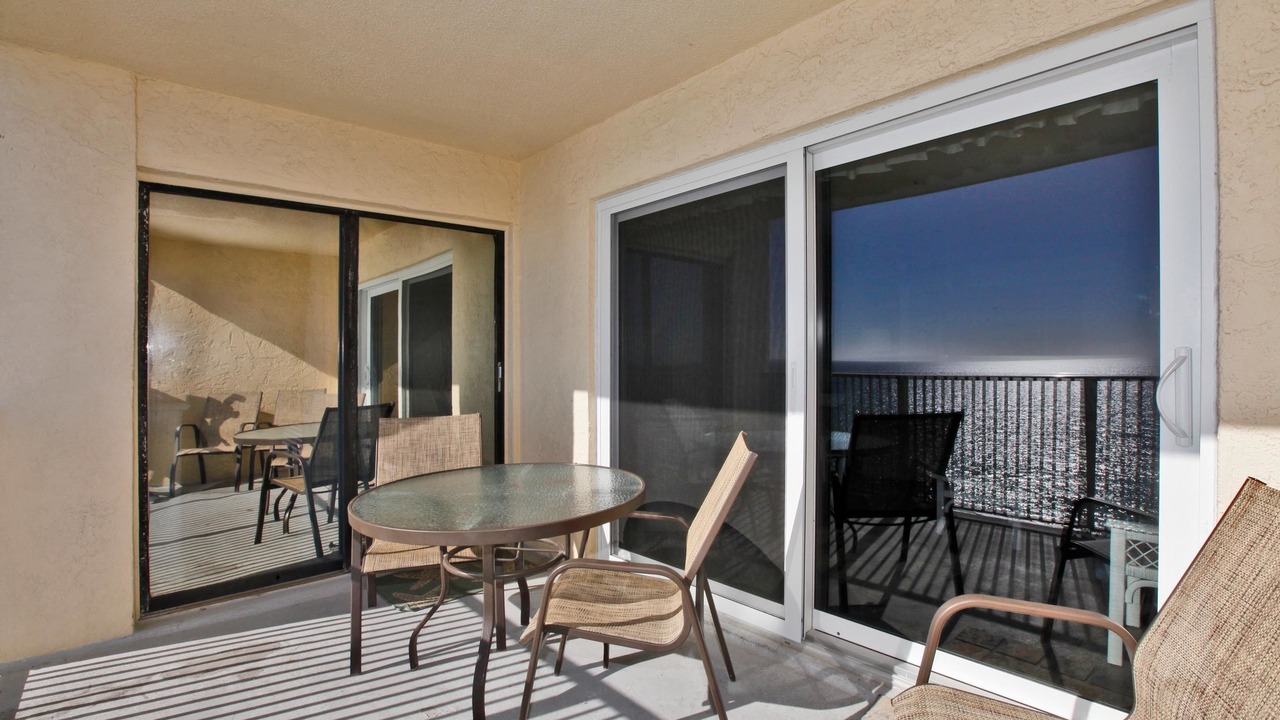 Photo of Patio Balcony in Biltmore Beach