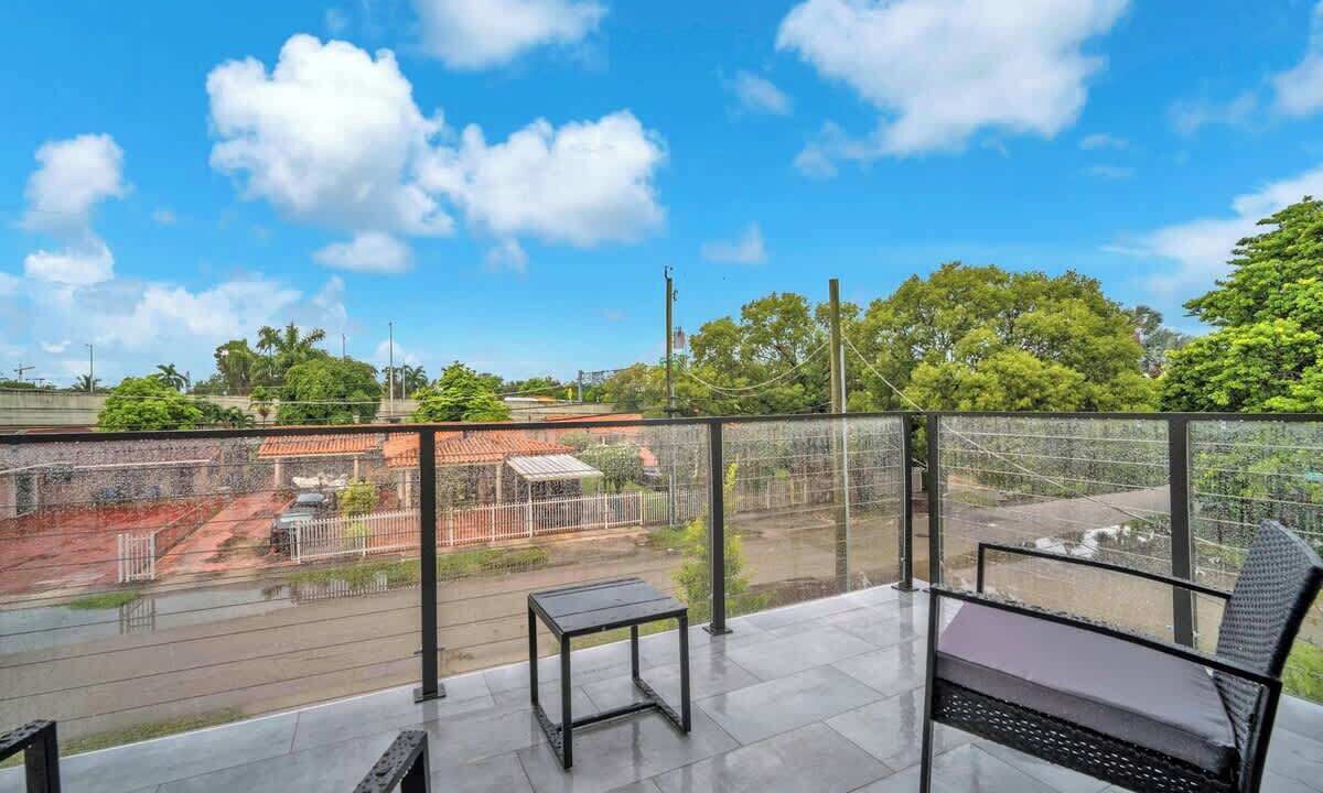 Photo of Patio Balcony in West Little Havana