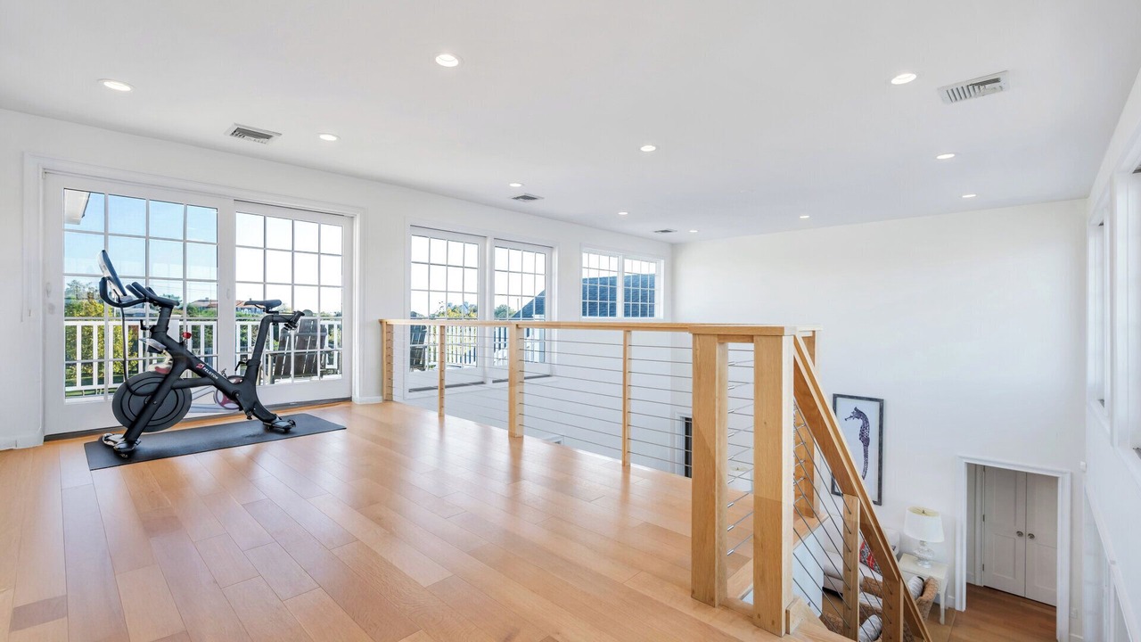 Photo of Others in Quogue