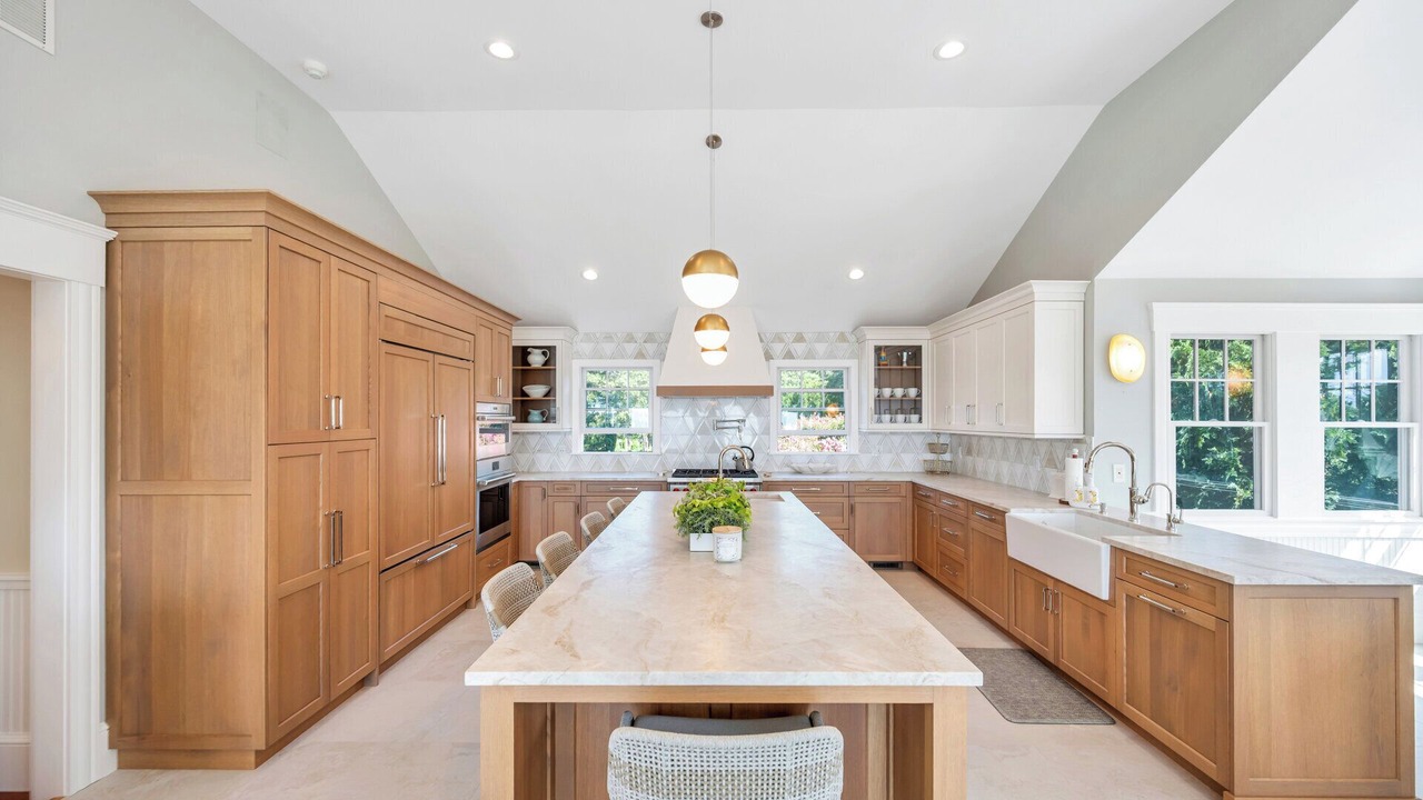 Photo of Kitchen in Shinnecock Hills