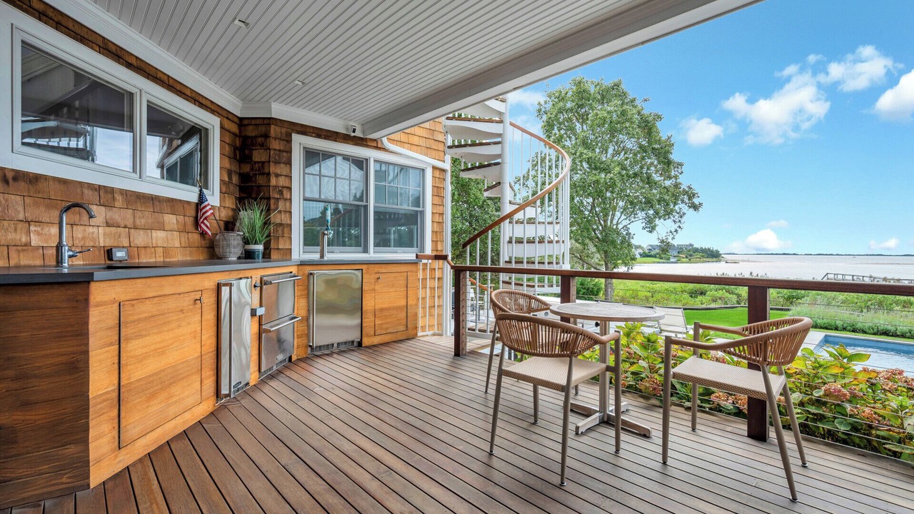 Photo of Outdoor in Shinnecock Hills