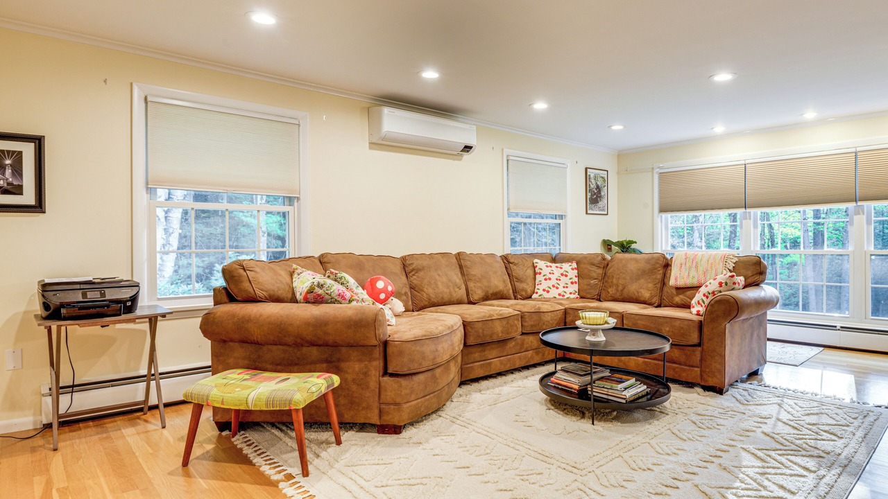 Photo of Livingroom in Keene