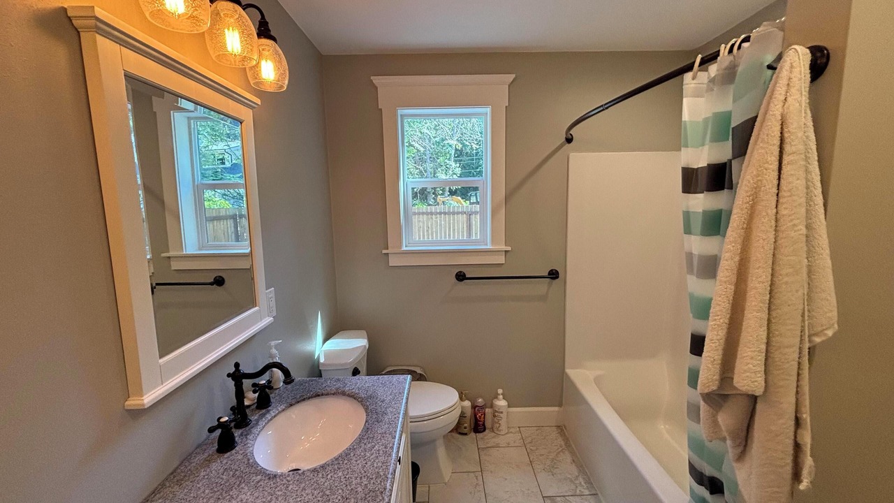 Photo of Bathroom in Point Roberts