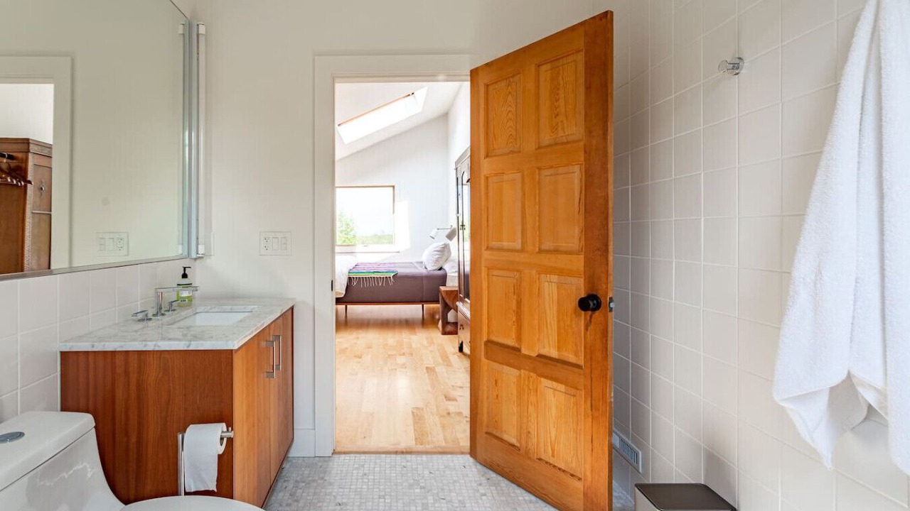 Photo of Bathroom in Old Chatham