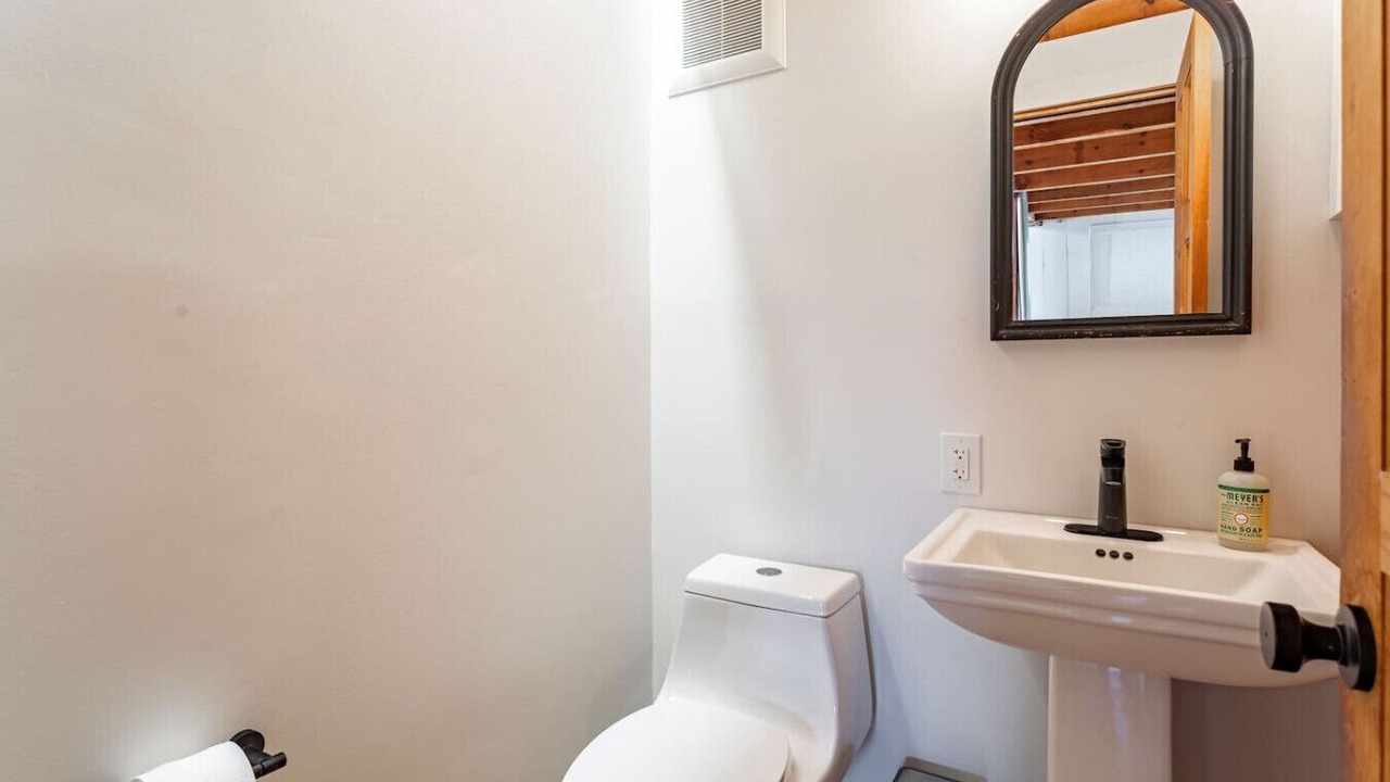 Photo of Bathroom in Old Chatham