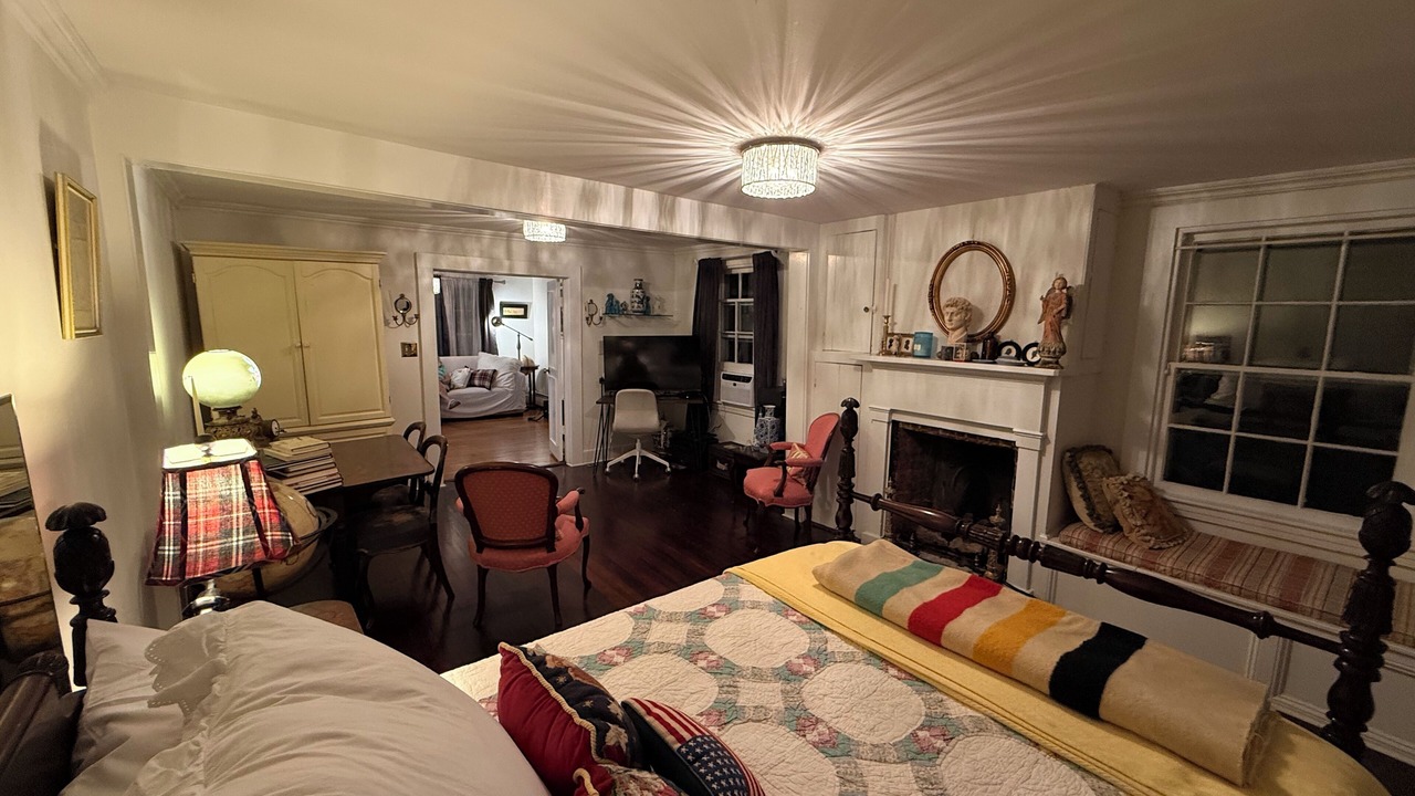 Photo of Bedroom in Port Jefferson