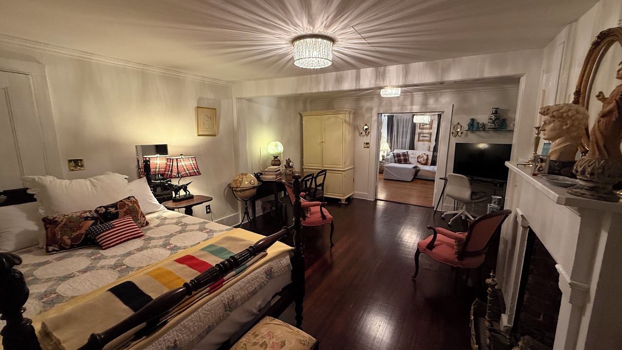 Photo of Bedroom in Port Jefferson