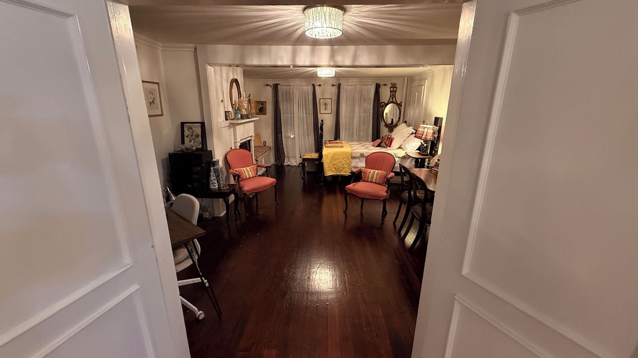 Photo of Bedroom in Port Jefferson