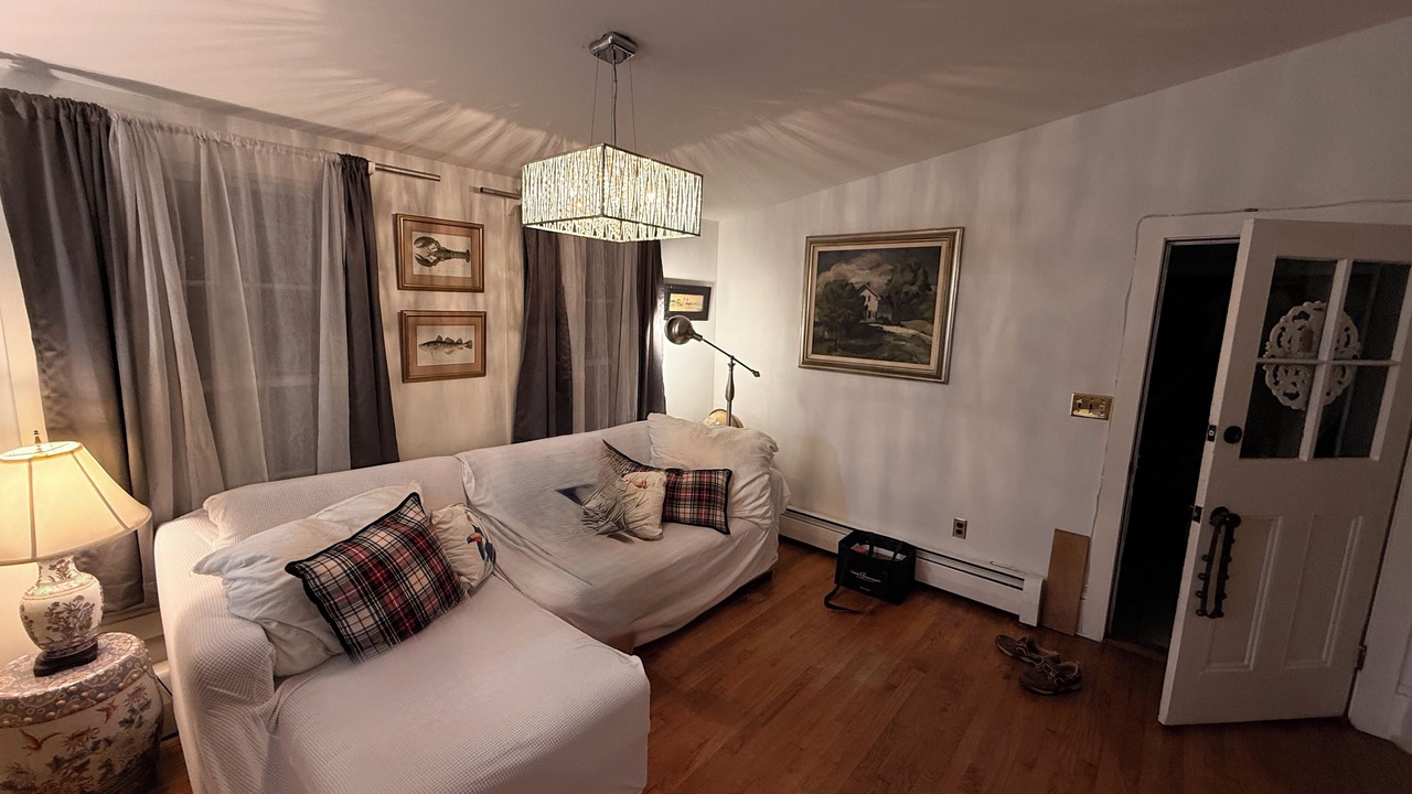 Photo of Livingroom in Port Jefferson