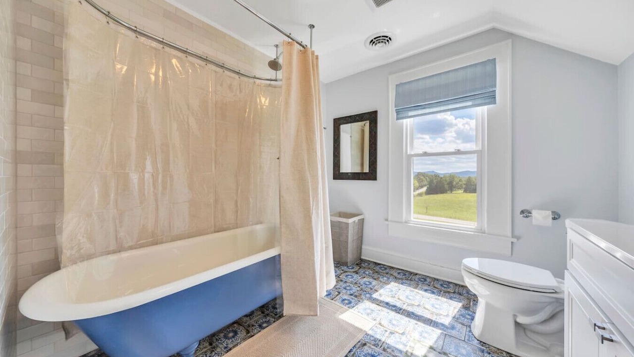 Photo of Bathroom in Troutville