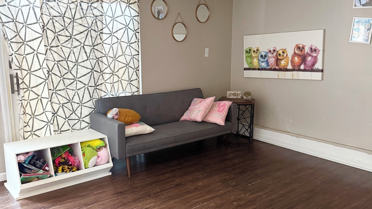 Photo of Livingroom in North Massapequa