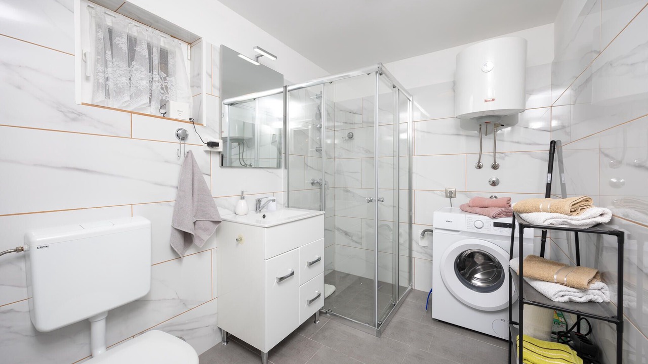 Photo of Bathroom in Slime