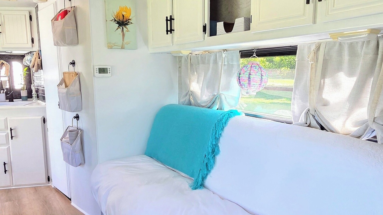 Photo of Bedroom in Oswego